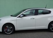 Alfa Romeo Giulietta 4