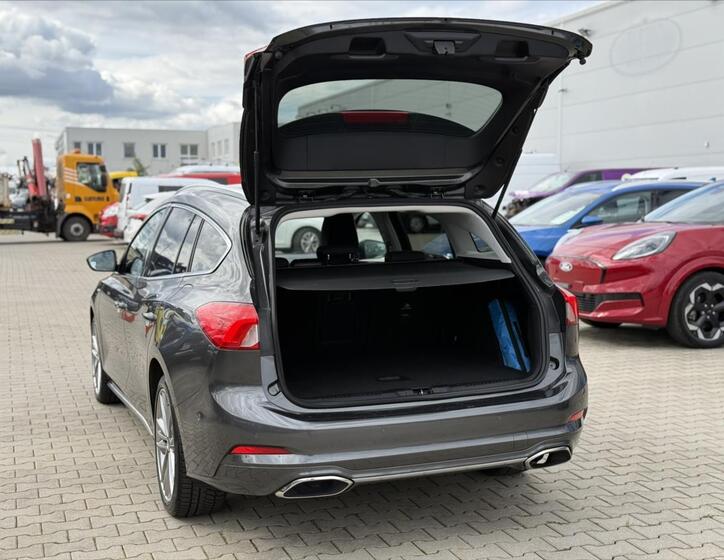 Ford Focus 13