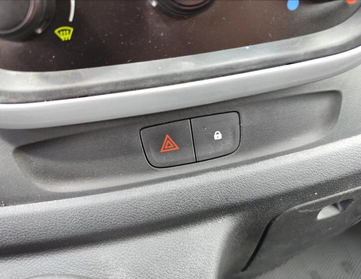 Renault Trafic 25