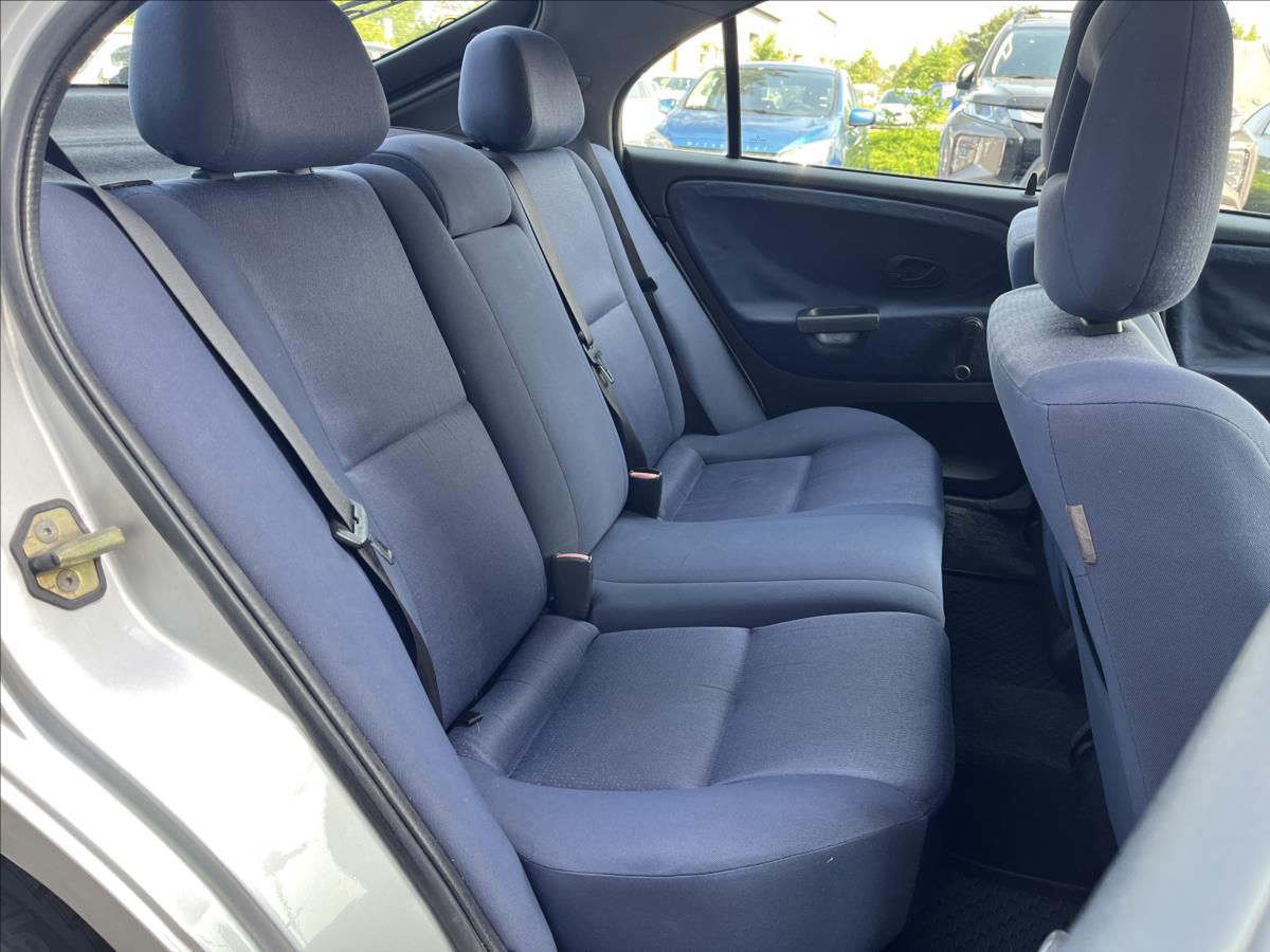 Mitsubishi Carisma