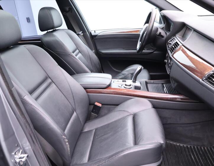 BMW X5 9
