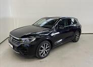 Volkswagen Touareg 1