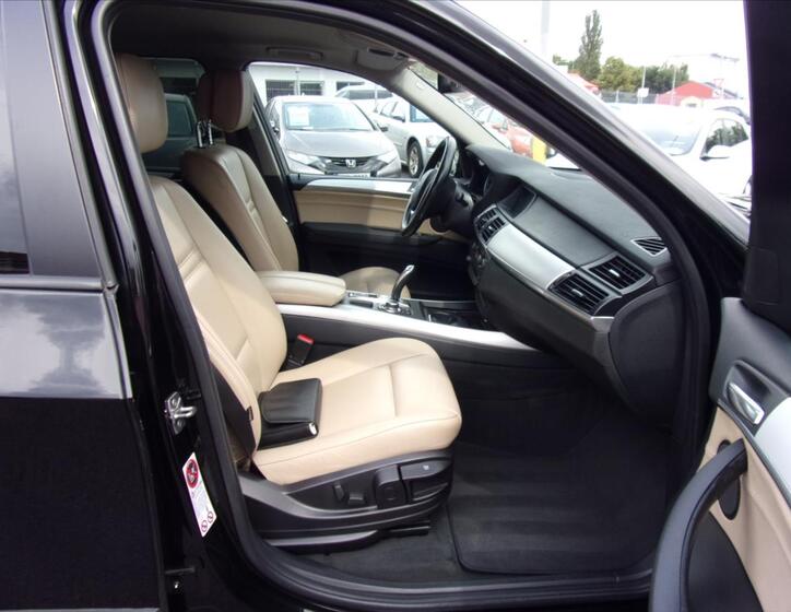 BMW X5 9
