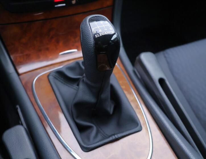 Mercedes-Benz Třídy E 24