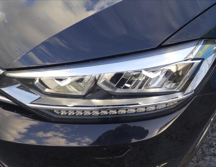 Volkswagen Touran 23