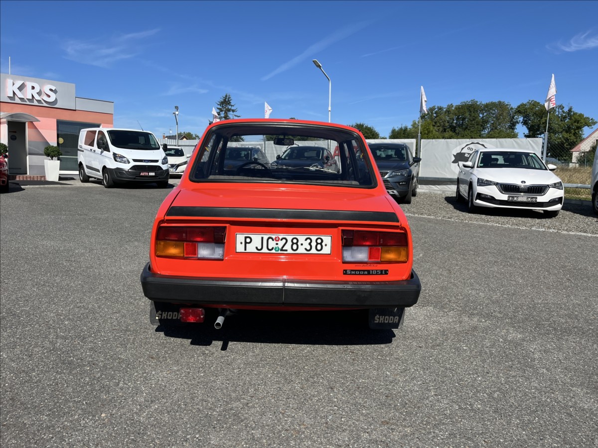 Škoda 105
