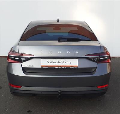 Škoda Superb 30