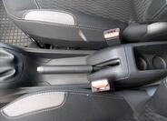Peugeot 208 23