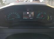 Peugeot 2008 8