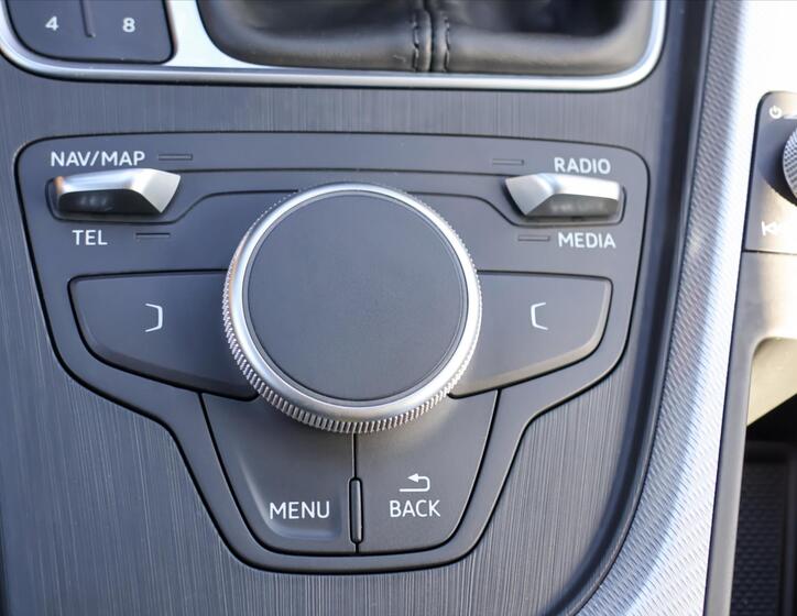 Audi A4 28