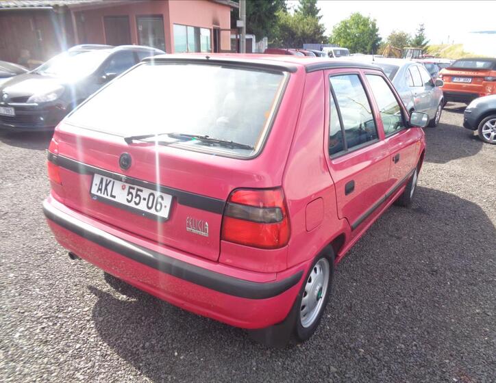 Škoda Felicia 8