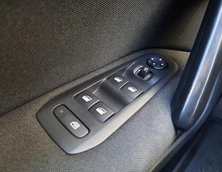 Peugeot 308 25
