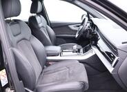 Audi Q7 12