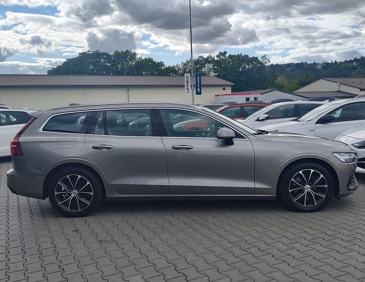 Volvo V60 4