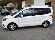 Ford Tourneo Courier 2