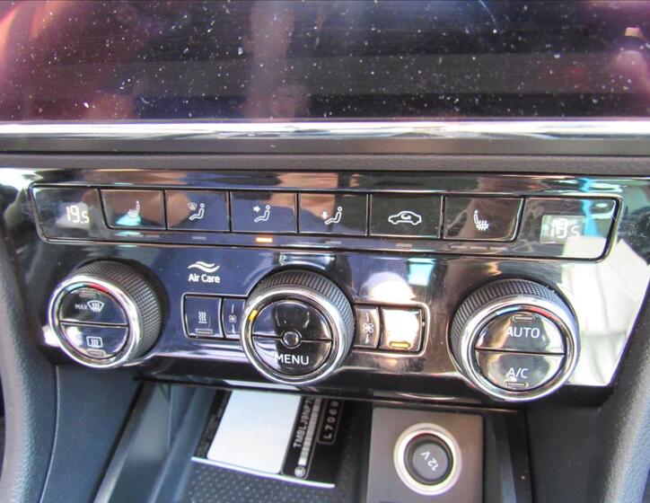 Škoda Superb 21