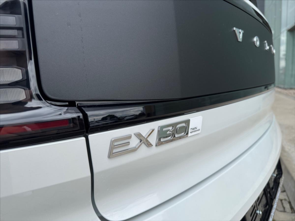Volvo EX30