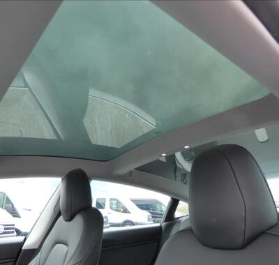 Tesla Model 3 31