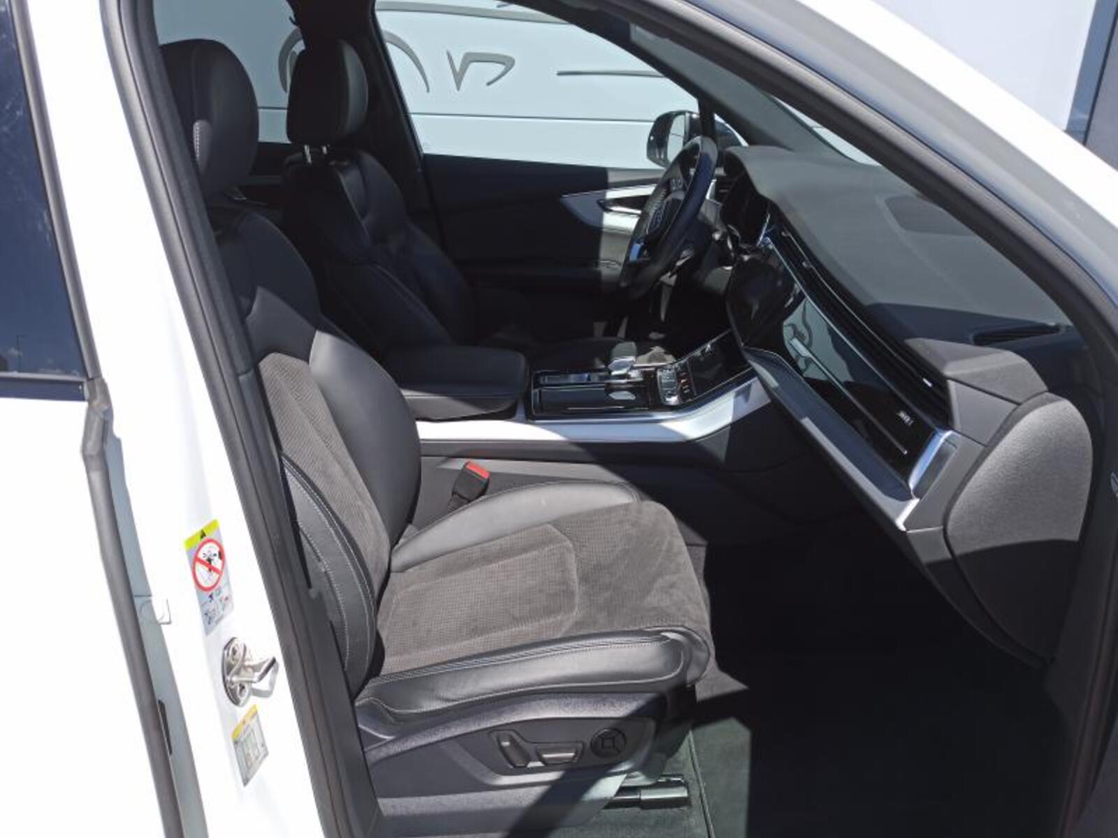 Audi Q7 13