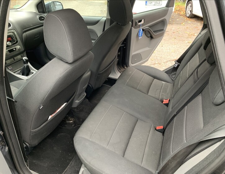 Ford Focus 14