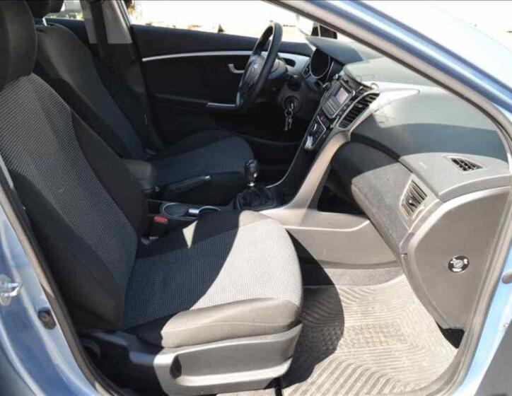 Hyundai i30 23