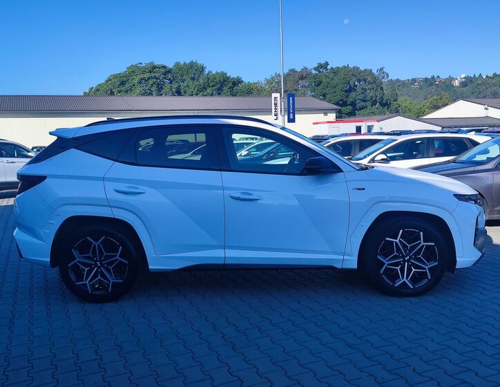 Hyundai Tucson 4