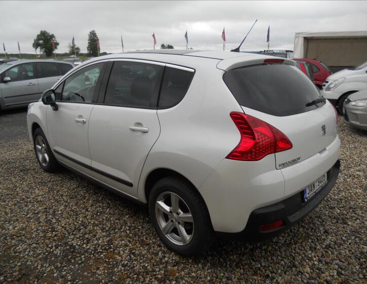 Peugeot 3008 8