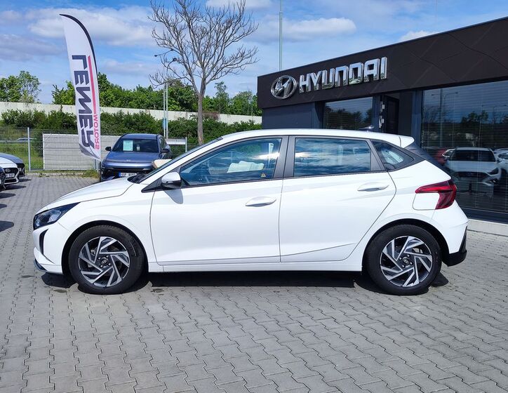 Hyundai i20 8