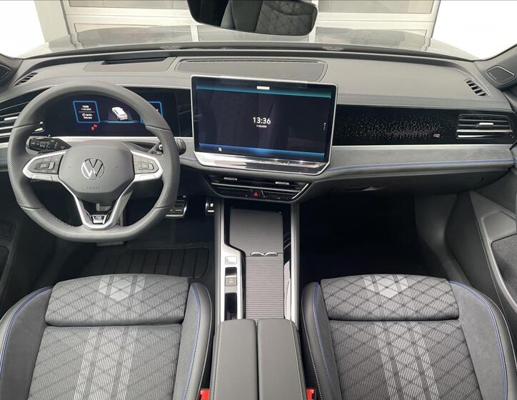 Volkswagen Passat 9