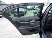 BMW Řada 7 16