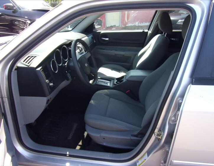 Dodge Magnum 13