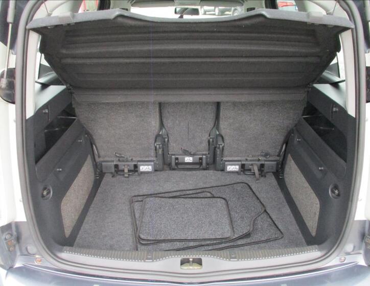 Škoda Roomster 13