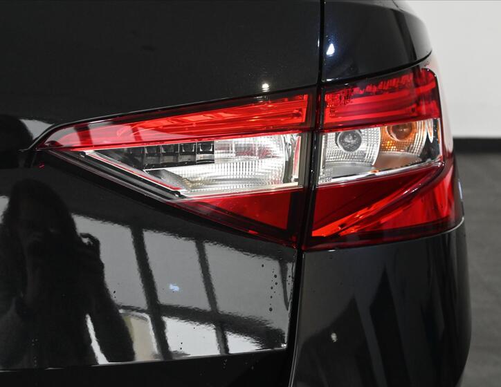 Škoda Superb 33