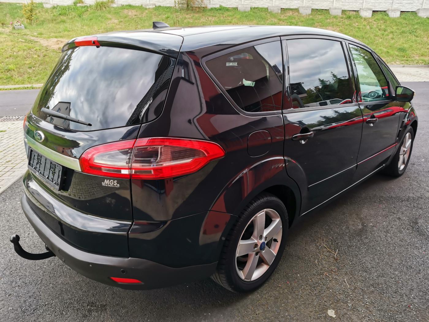 Ford S-MAX