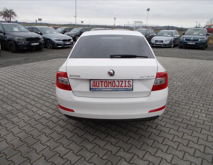 Škoda Octavia 9