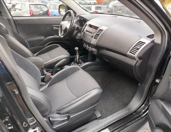 Citroën C-Crosser 35
