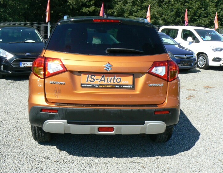 Suzuki Vitara 6