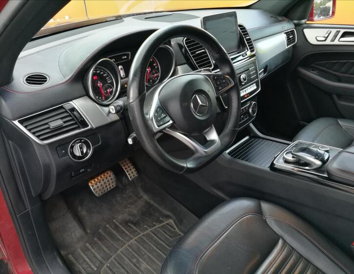 Mercedes-Benz GLE 11