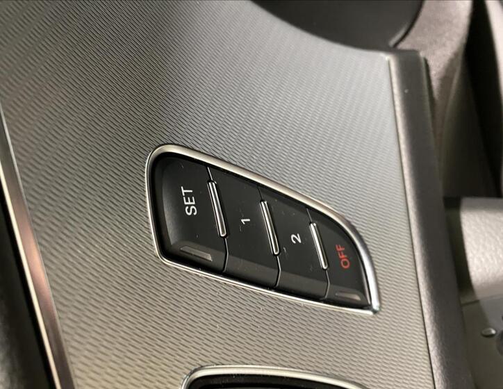 Audi A6 12