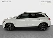 Mercedes-Benz GLA 8