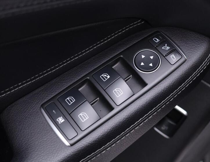 Mercedes-Benz GLE 18