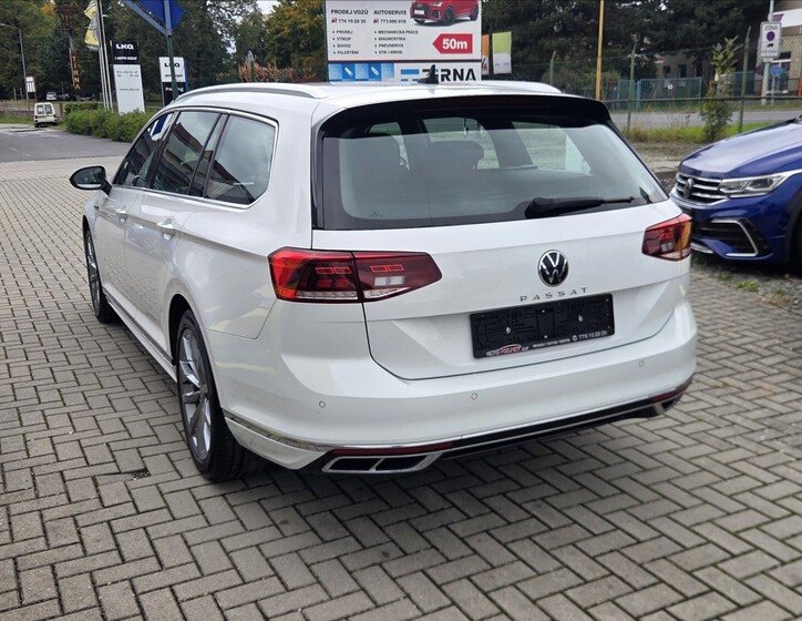 Volkswagen Passat 2