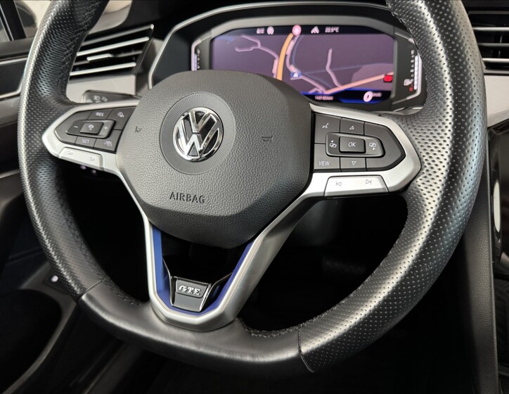 Volkswagen Passat 42