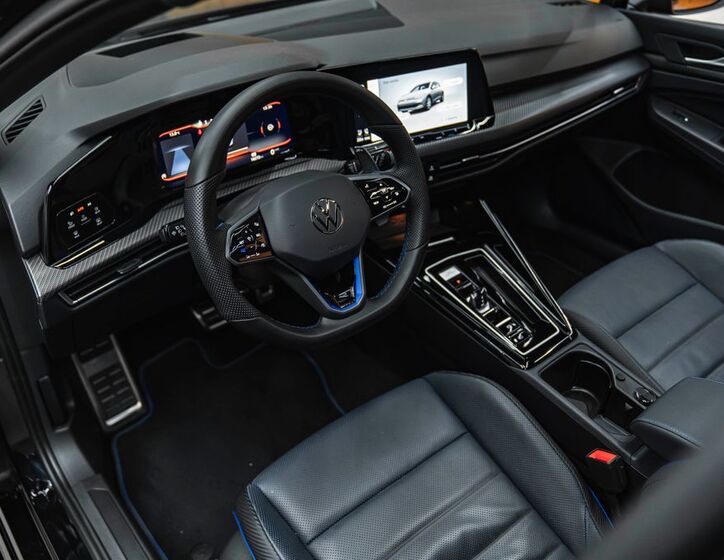 Volkswagen Golf 20