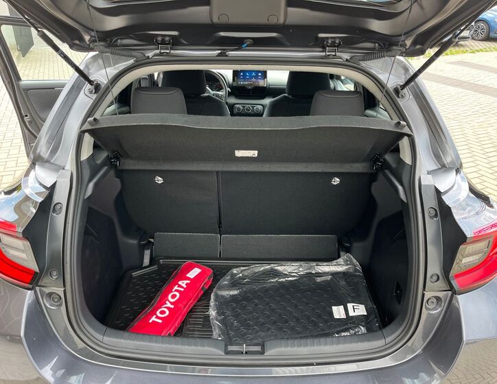 Toyota Yaris 28