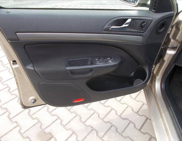 Škoda Octavia 25