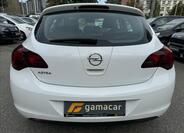 Opel Astra 7