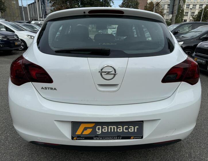 Opel Astra 7