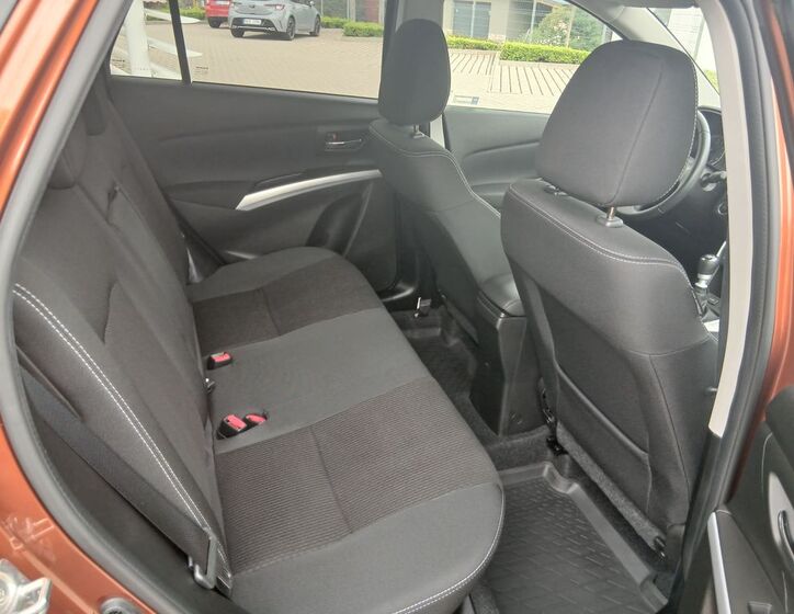 Suzuki SX4 S-Cross 15