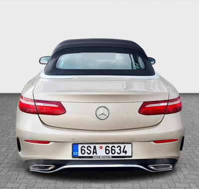 Mercedes-Benz Třídy E 4